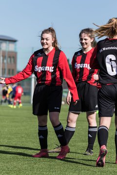 Bild 76 - B-Juniorinnen SG Weststeinburg/Bei - SV Fisia 03 : Ergebnis: 1:2